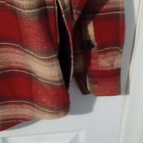 Orvis mens shacket. NWOT, size medium, red and cream - Picture 6 of 6